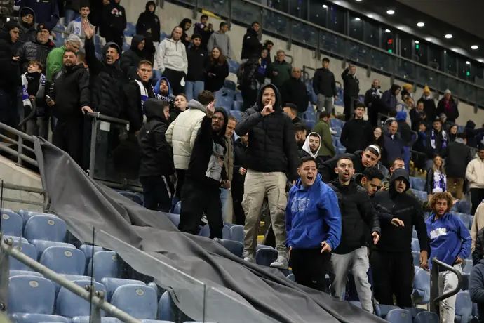 אוהדי מכבי פתח תקוה זועמים על עידן טוקלומטי