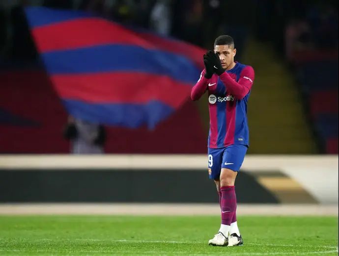 חלוץ ברצלונה ויטור רוקה