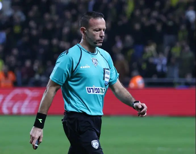 אוראל גרינפלד שופט כדורגל