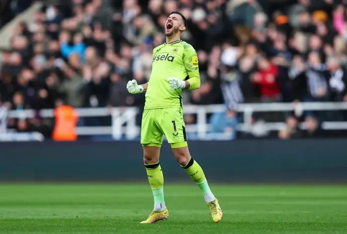 שוער ניוקאסל מרטין דוברבקה