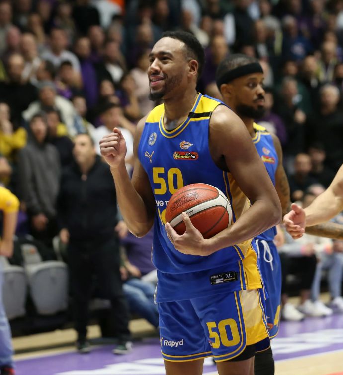 בונזי קולסון מכבי תל אביב