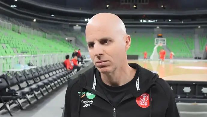 מאמן הפועל תל אביב דני פרנקו