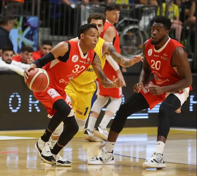 שחקן הפועל גלבוע/גליל ג'ו תומאסון