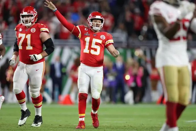 פטריק מהומס בסופרבול מול סן פרנסיסקו ב-2020