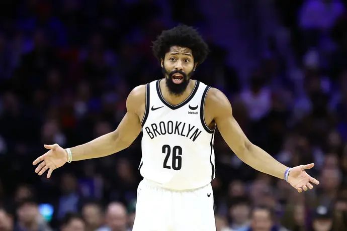 שחקן ברוקלין נטס ספנסר דינווידי