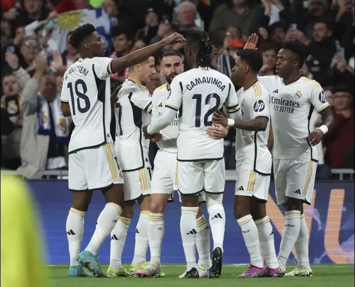 שחקני ריאל מדריד חוגגים