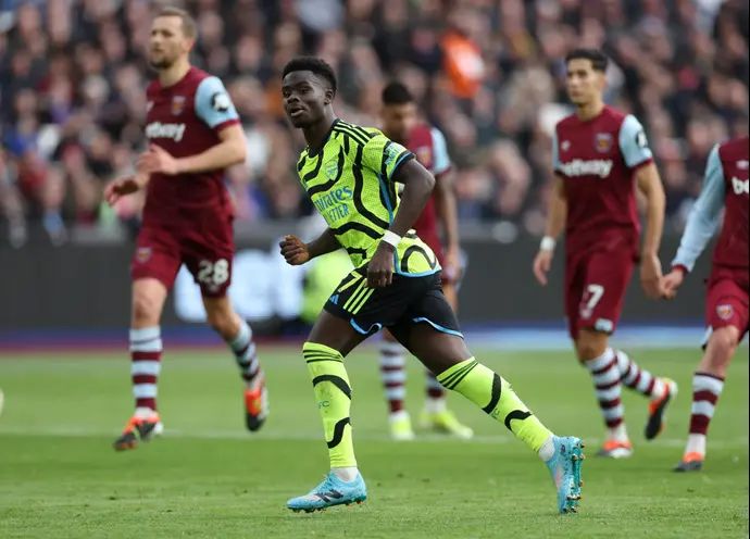 בוקאיו סאקה, קשר ארסנל