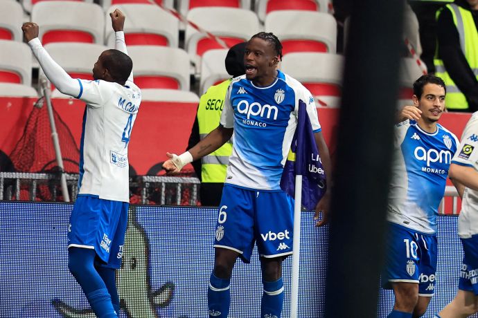 דניס זקאריה שחקן מונאקו חוגג שער