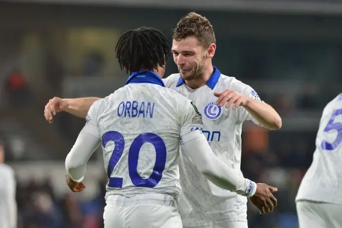 שחקני גנט לשעבר, גיפט אורבן, הוגו קאופרס