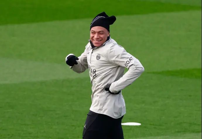 קיליאן אמבפה, חלוץ פריז סן ז'רמן