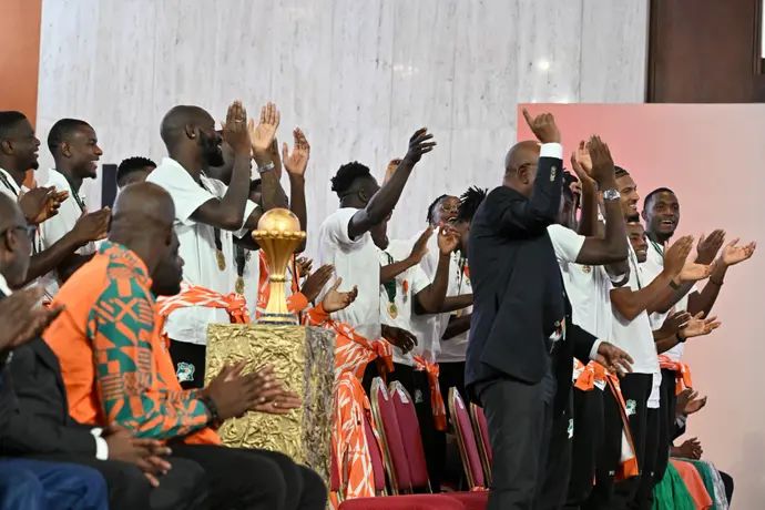 שחקני חוף השנהב חוגגים בטקס בנוכחות ראש הממשלה והנשיא