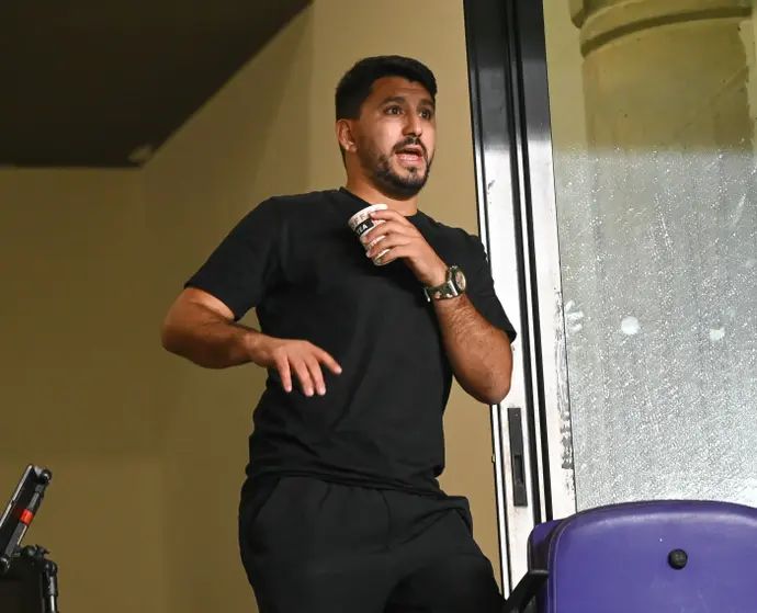 המנהל המקצועי של מכבי נתניה, אלמוג כהן