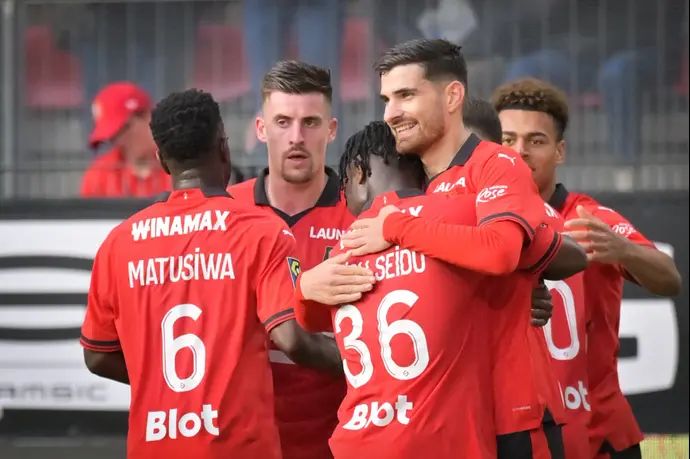 שחקני ראן חוגגים עם מרטן טרייה