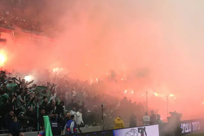 אוהדי מכבי חיפה בדרבי