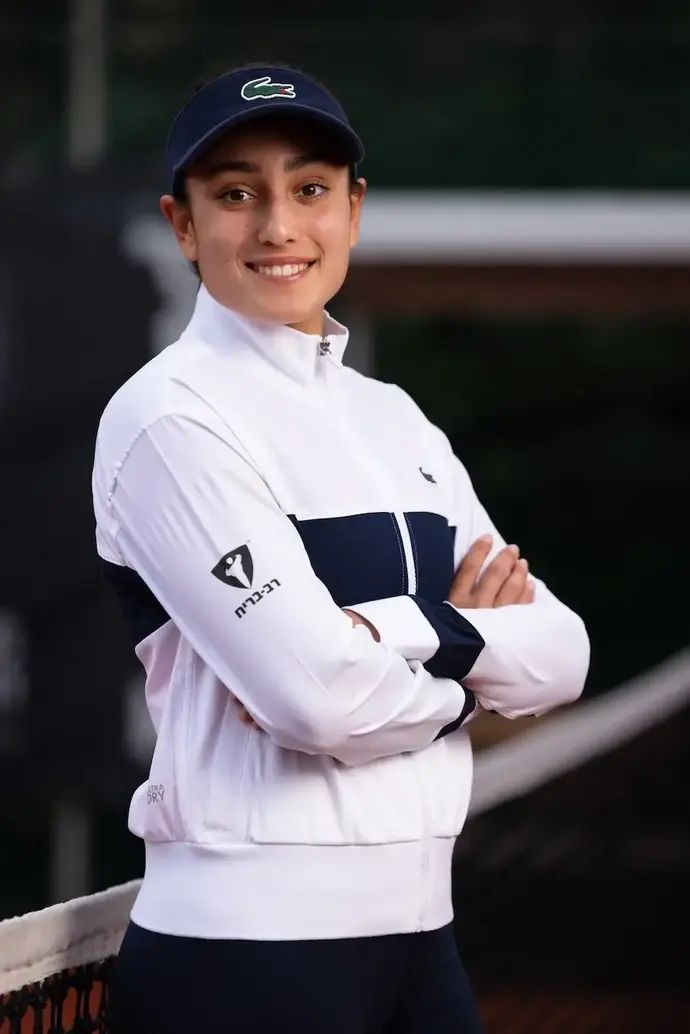 מיקה בוחניק