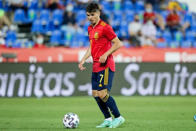 ברהים דיאס במדי נבחרת ספרד ב-2021