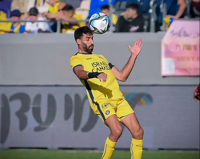 שחקן מכבי תל אביב אופיר דוידזאדה