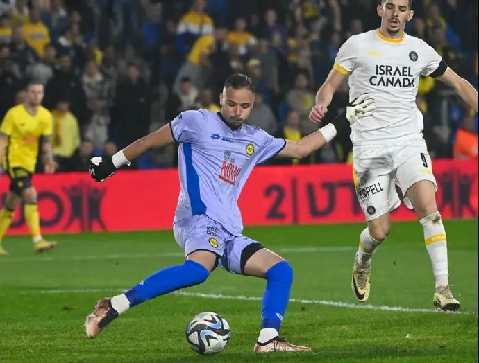 שוער מכבי נתניה תומר צרפתי