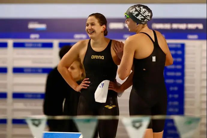 דריה גולובטי עם אנסטסיה גורבנקו, אליפות ישראל בשחייה