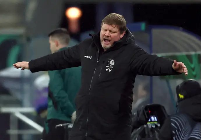 היין ואנהאזברוק מאמן גנט מאוכזב