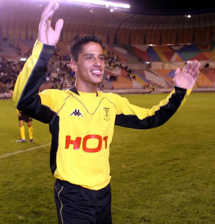 ברק יצחקי במדי בית"ר ירושלים