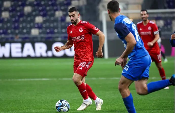 הישאם לאיוס, הפועל תל אביב