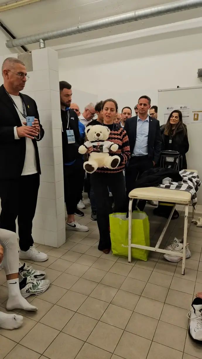 הדובי של בנו אור לוי, החטוף בעזה