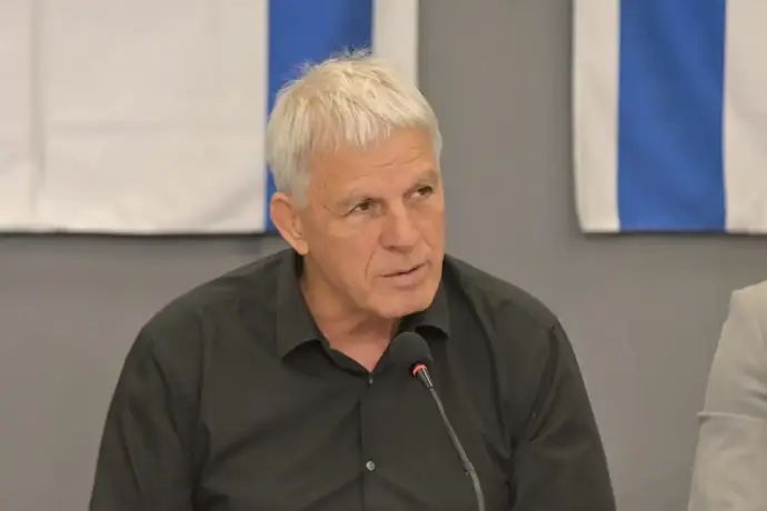 משה פונטי, יו