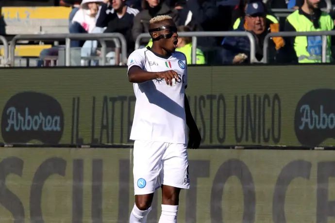 ויקטור אוסימן, נאפולי