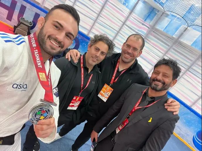 ברוך שמאילוב עם מדליית הכסף בגרנד סלאם טשקנט