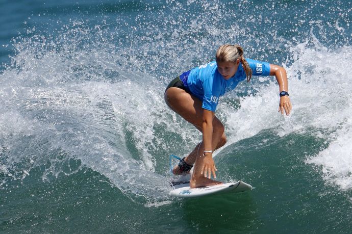 ענת ליליאור גולשת גלים ישראלית