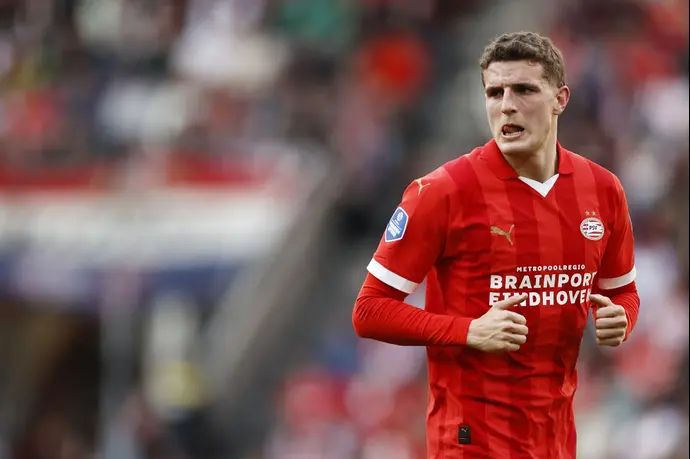 חוס טיל, פ.ס.וו איינדהובן