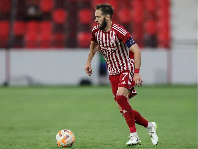 שחקן אולימפיאקוס, קוסטאס פורטוניס