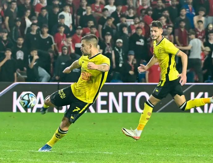 מקסים פלקושצ'נקו מכבי נתניה חוגג