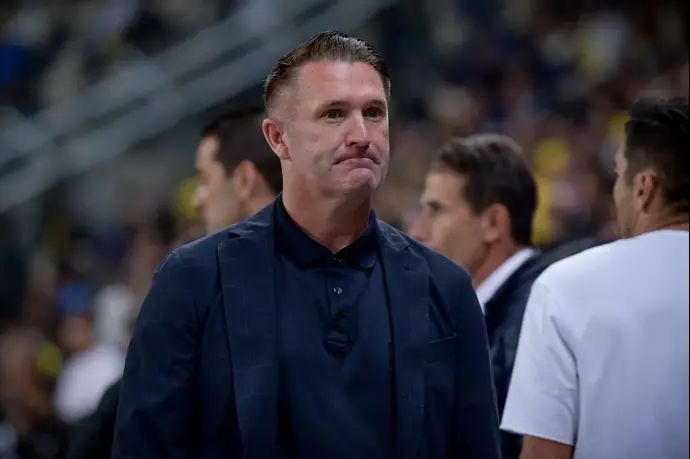 מאמן מכבי תל אביב רובי קין