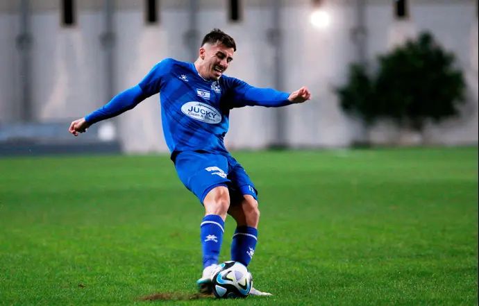 אלון אזוגי, שחקן מכבי פתח תקוה