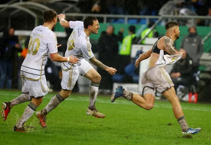 זארברוקן חוגגת העפלה לחצי הגמר בגרמניה