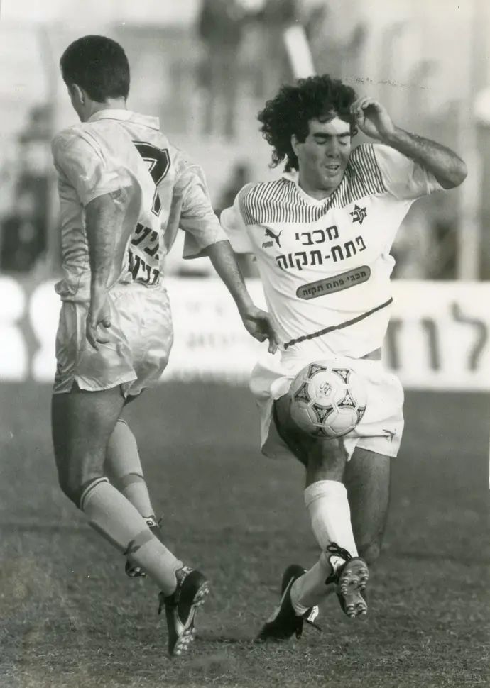 יעקב אז'ובל