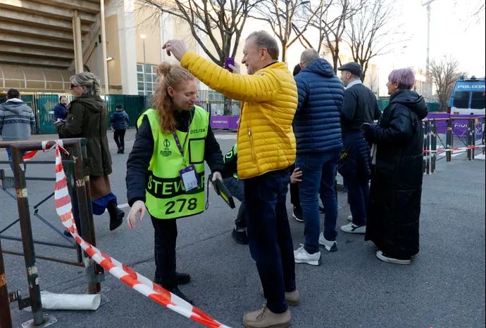 בידוק לפני המשחק של מכבי חיפה מול פיורנטינה בפירנצה