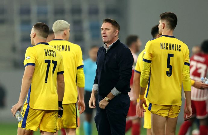 רובי קין עם שחקני מכבי תל אביב