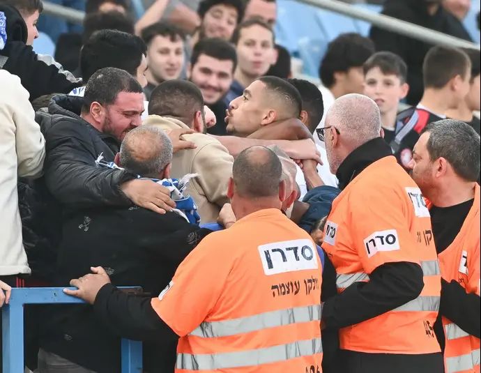 מוחמד אבו רומי, עירוני קרית שמונה