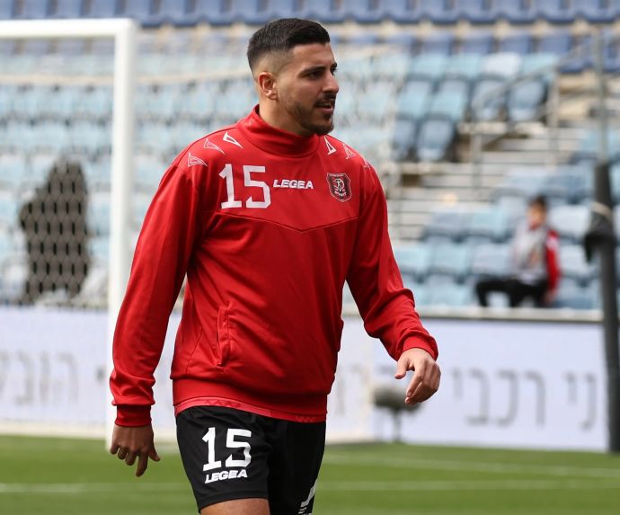 אופק ביטון שחקן הפועל ירושלים בחימום