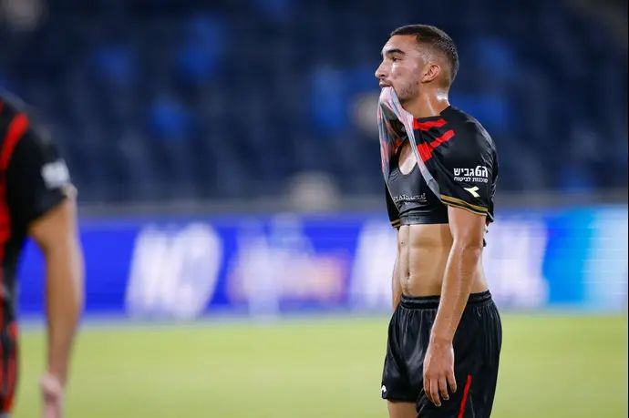 ניב טובול שחקן הפועל חיפה מאוכזב