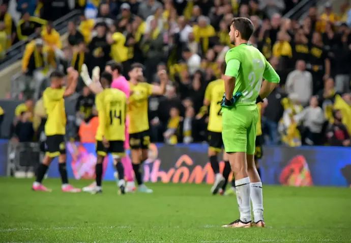 שוער מכבי פתח תקוה מרקו וולף