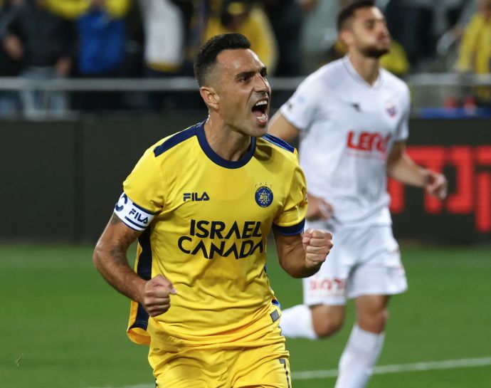 ערן זהבי חוגג שער לזכות מכבי תל אביב