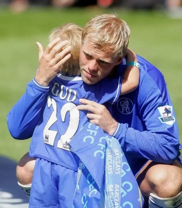 איידור גודיונסן, עם בנו אנדרי גודיונסן בשנת 2005