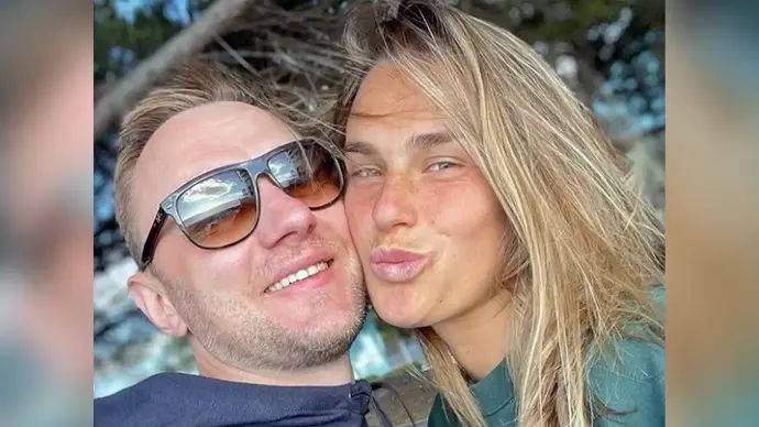 קונסטנטין קולצוב, ארינה סבאלנקה