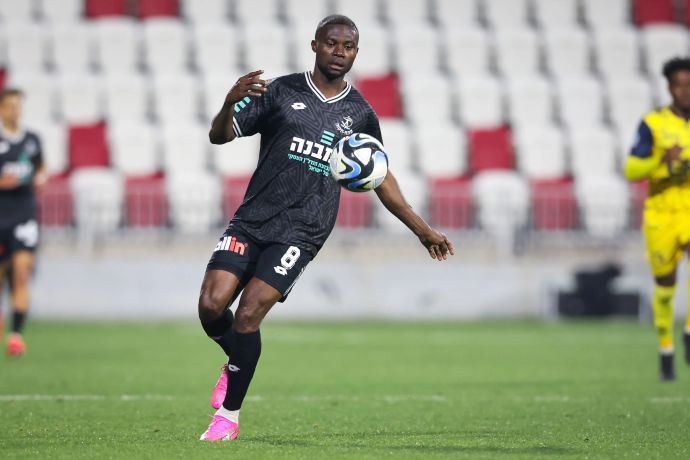 גילברט קומסון, שחקן הפועל פתח תקוה