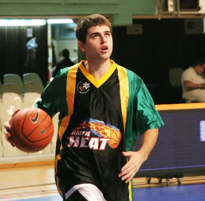 טוד גולדן שחקן מכבי חיפה