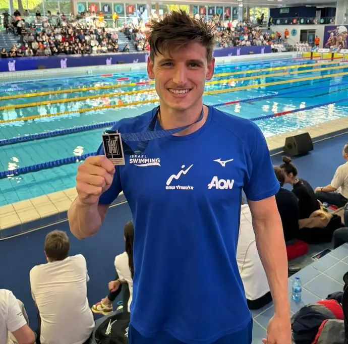 מירון חרותי שחיין ישראלי